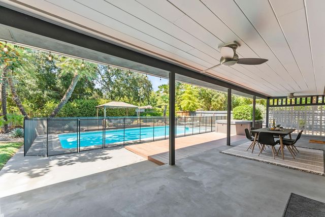 4935 Fair Oaks Blvd, Carmichael, CA 95608