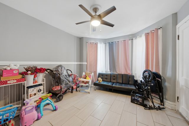 2527 S Harding Avenue, Chicago, IL 60623