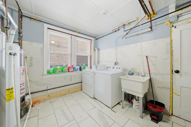 2527 S Harding Avenue, Chicago, IL 60623