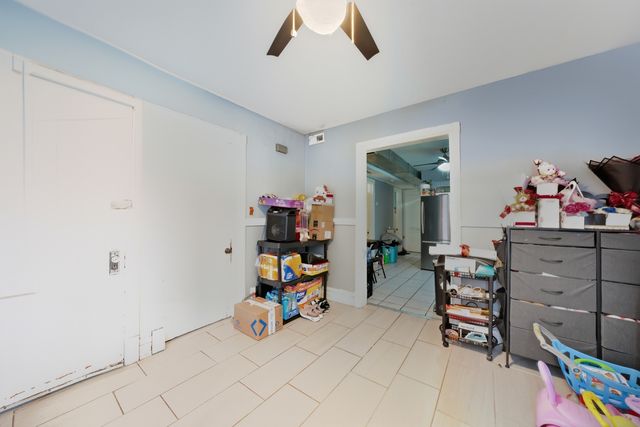 2527 S Harding Avenue, Chicago, IL 60623