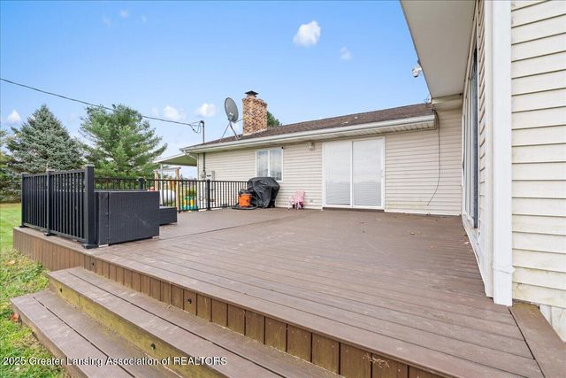 415 E Holt Road, Williamston, MI 48895