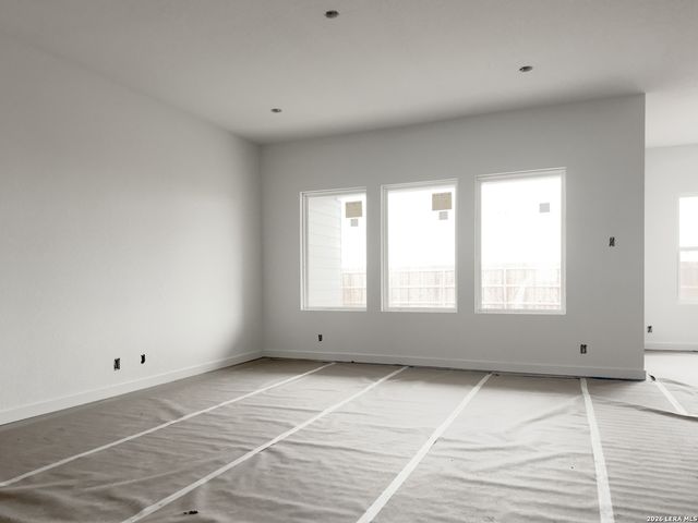 1413 Burrs Ferry Ct, Seguin, TX 78155