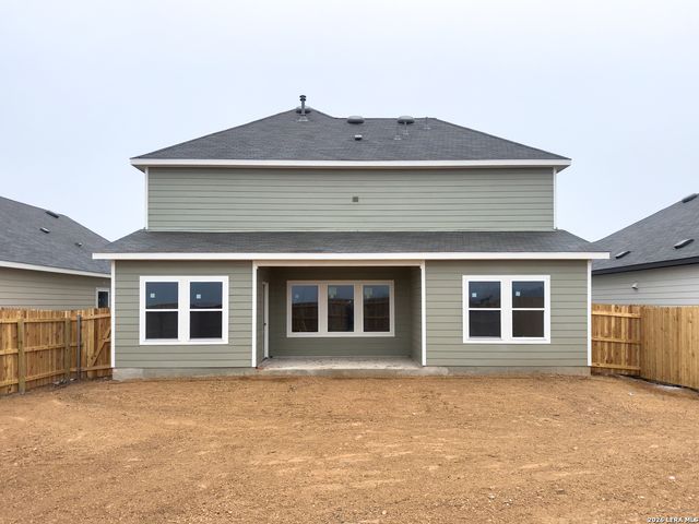 1413 Burrs Ferry Ct, Seguin, TX 78155