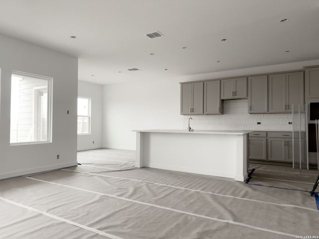 1413 Burrs Ferry Ct, Seguin, TX 78155