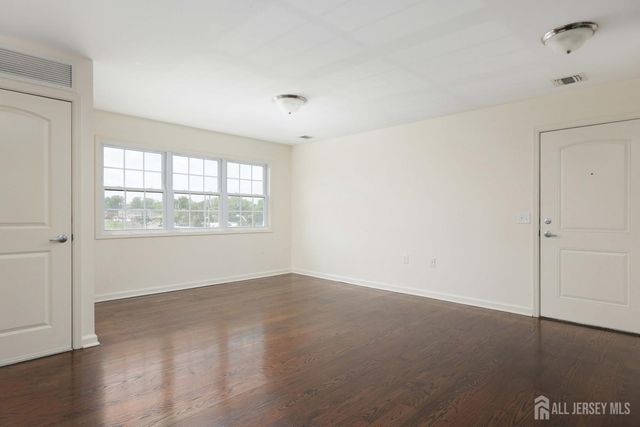 1400 St George Avenue 303, Avenel, NJ 07001