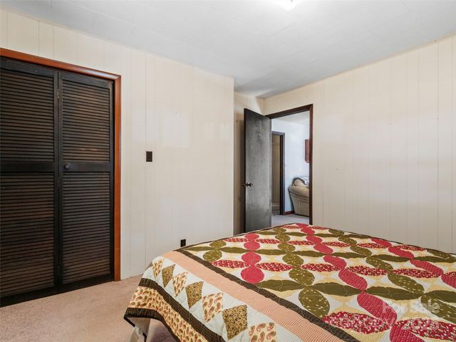 1879 White Oak Road, Burnsville, NC 28714