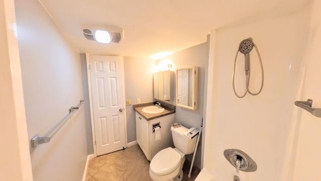 1131 SE 4th Street 1070, Boynton Beach, FL 33435