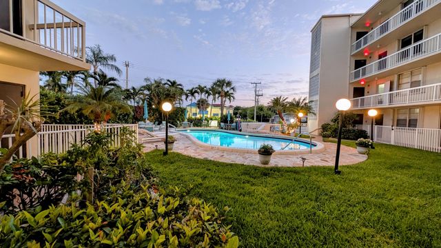 1131 SE 4th Street 1070, Boynton Beach, FL 33435
