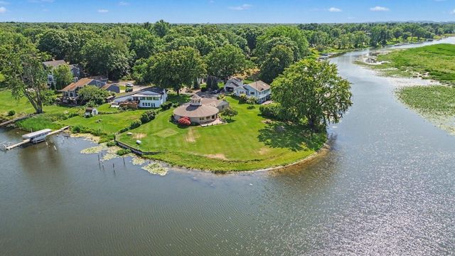 14418 Ott Lane, Grand Haven, MI 49417