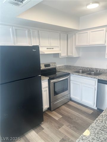 4300 North Lamont Street 233, Las Vegas, NV 89115