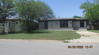 1134 S Bowie Drive S, Abilene, TX 79605
