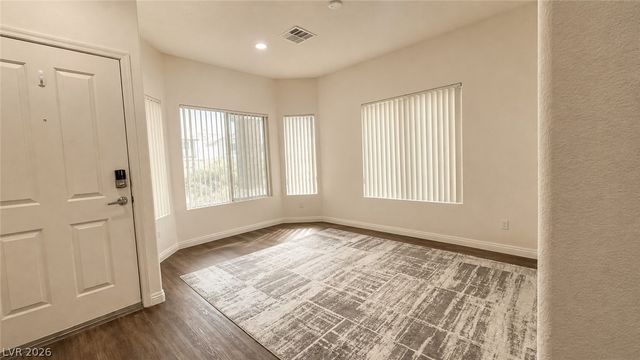 1016 Bistro Bay Avenue, North Las Vegas, NV 89086