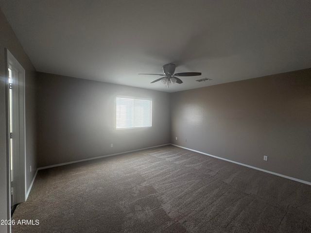 3245 W SANTA CRUZ Avenue W, San Tan Valley, AZ 85144