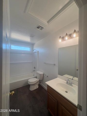 3245 W SANTA CRUZ Avenue W, San Tan Valley, AZ 85144