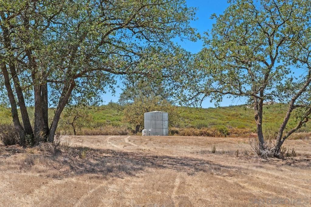 Image 42 of property listing at 23895 Ladrido, Ramona, CA 92065
