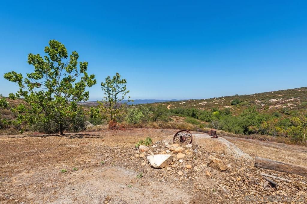 Image 47 of property listing at 23895 Ladrido, Ramona, CA 92065