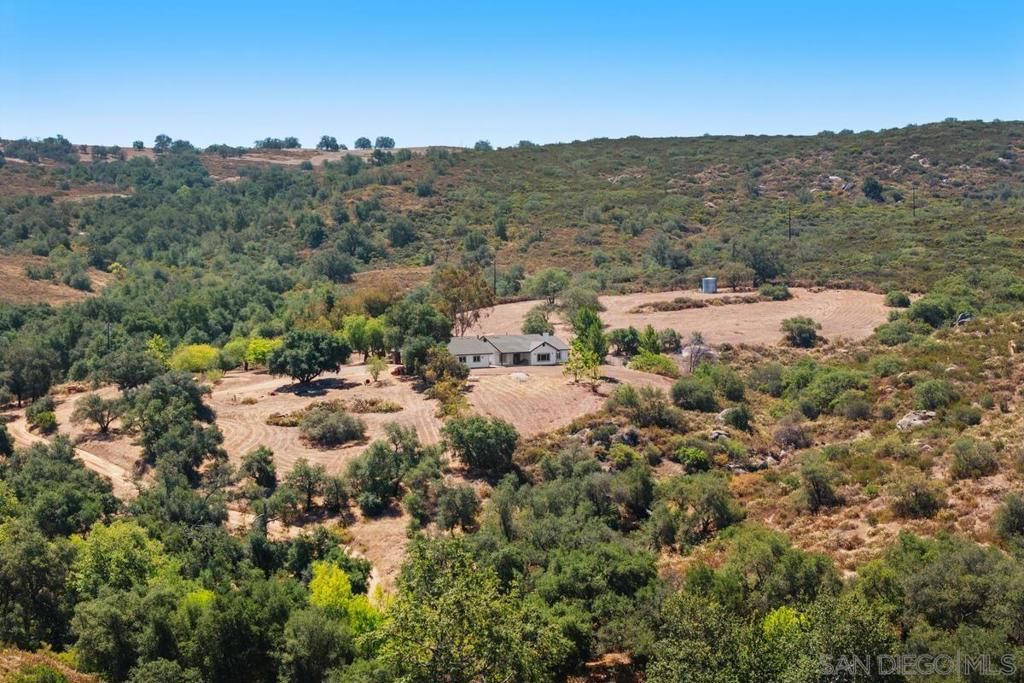 Image 53 of property listing at 23895 Ladrido, Ramona, CA 92065