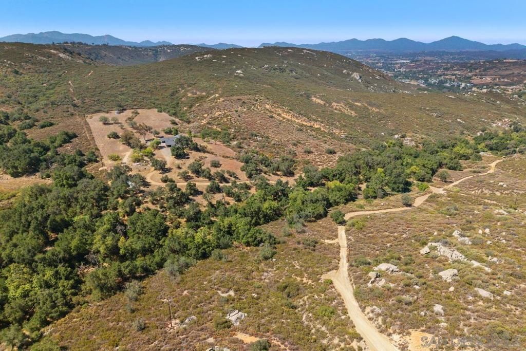 Image 55 of property listing at 23895 Ladrido, Ramona, CA 92065