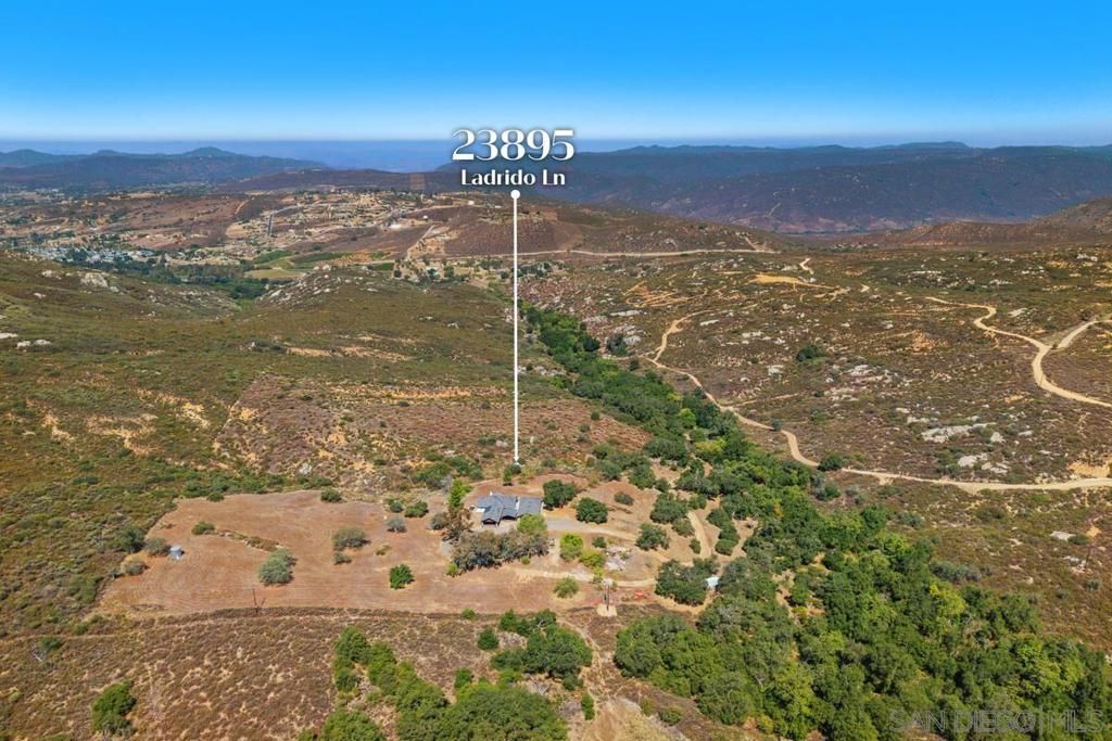 Image 66 of property listing at 23895 Ladrido, Ramona, CA 92065