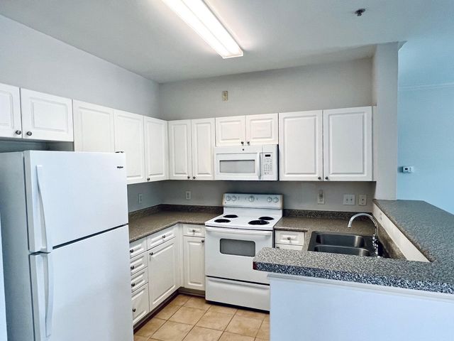 130 River Landing Drive 3214, Charleston, SC 29492