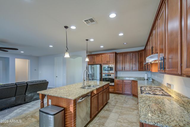 556 W SWEET SHRUB Avenue, Queen Creek, AZ 85140