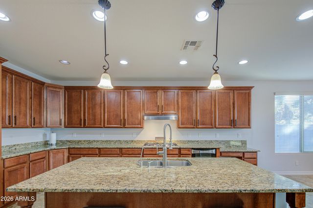 556 W SWEET SHRUB Avenue, Queen Creek, AZ 85140