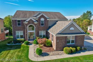 6363 Amber Lane, Grand Blanc, MI 48439