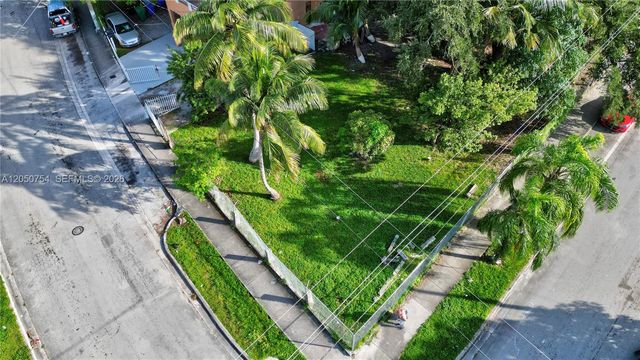 280 NW 33rd Street, Miami, FL 33127