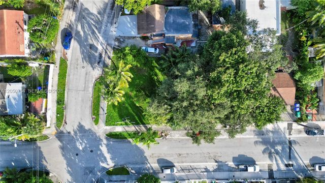 280 NW 33rd Street, Miami, FL 33127