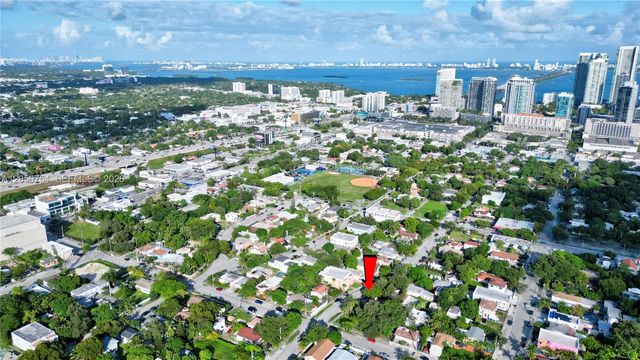 280 NW 33rd Street, Miami, FL 33127