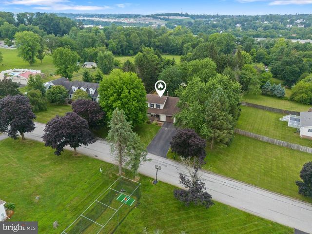 656 JULI DR, New Freedom, PA 17349
