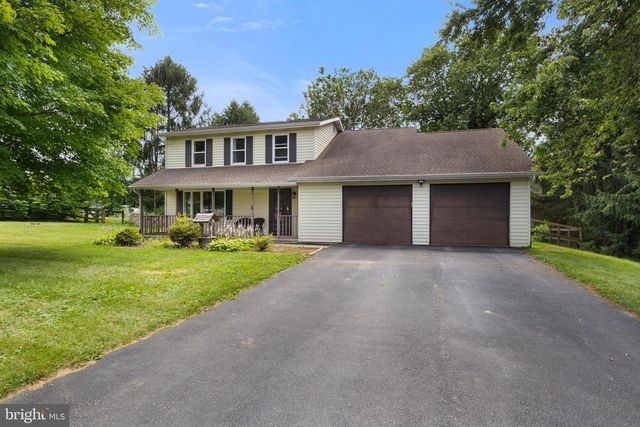 656 JULI DR, New Freedom, PA 17349