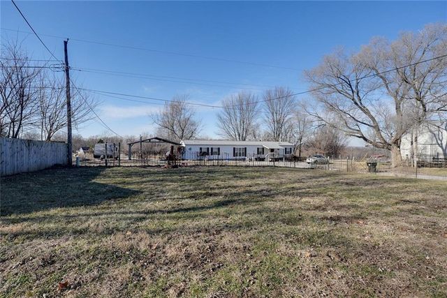 1824 N Vista Drive, Independence, MO 64058