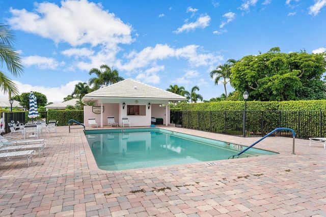 4582 Sanderling Circle W, Boynton Beach, FL 33436