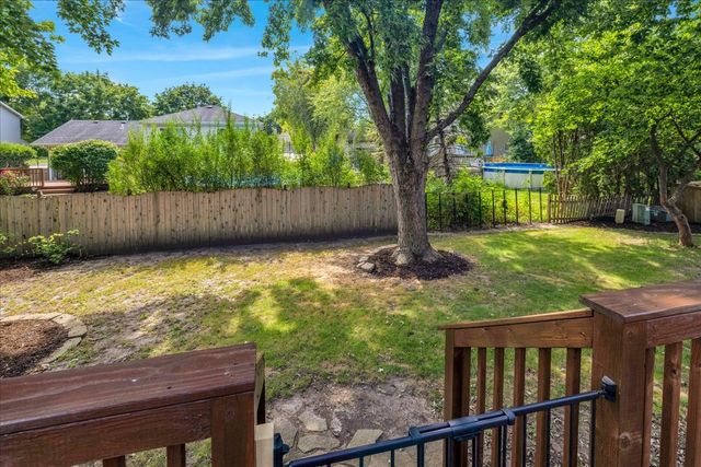 228 Whitetail Crossing, Oswego, IL 60543