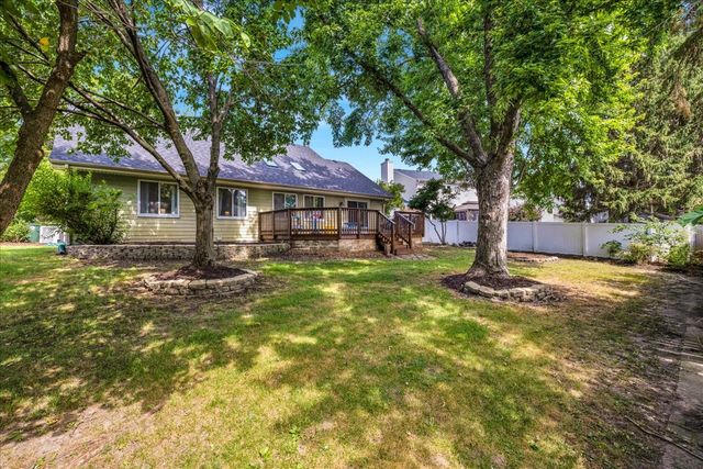 228 Whitetail Crossing, Oswego, IL 60543