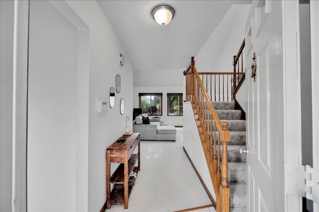 228 Whitetail Crossing, Oswego, IL 60543