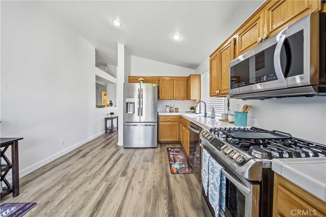 6631 Sasparilla Dr, Simi Valley, CA 93063