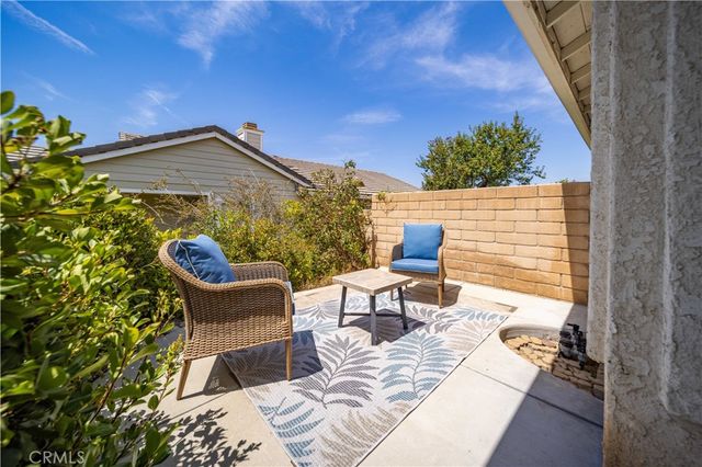 6631 Sasparilla Dr, Simi Valley, CA 93063