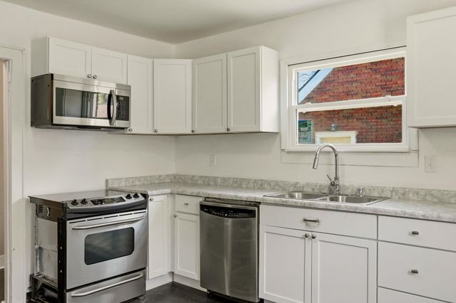 801 S Madison Avenue, Bay City, MI 48706