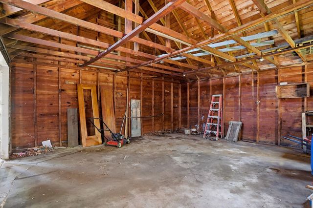 801 S Madison Avenue, Bay City, MI 48706