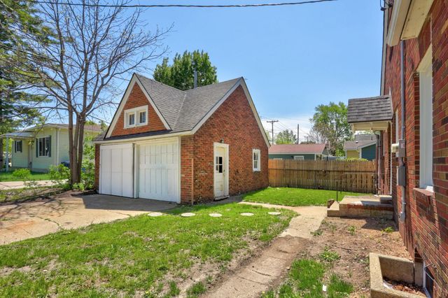 801 S Madison Avenue, Bay City, MI 48706
