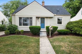 330 Gargantua Ave., Clawson, MI 48017