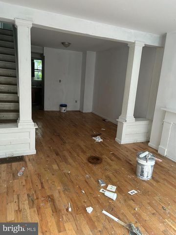2518 W DAKOTA ST, Philadelphia, PA 19132