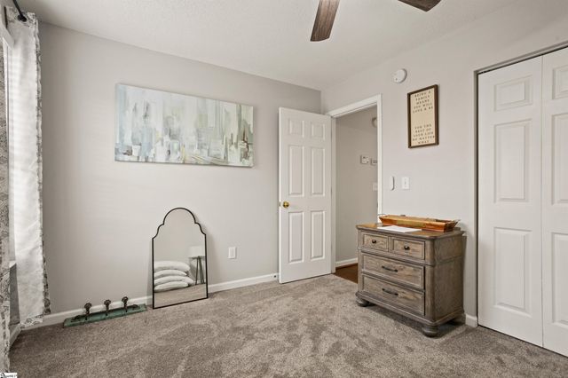 25 Woolridge Way, Greer, SC 29650