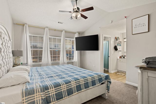 25 Woolridge Way, Greer, SC 29650