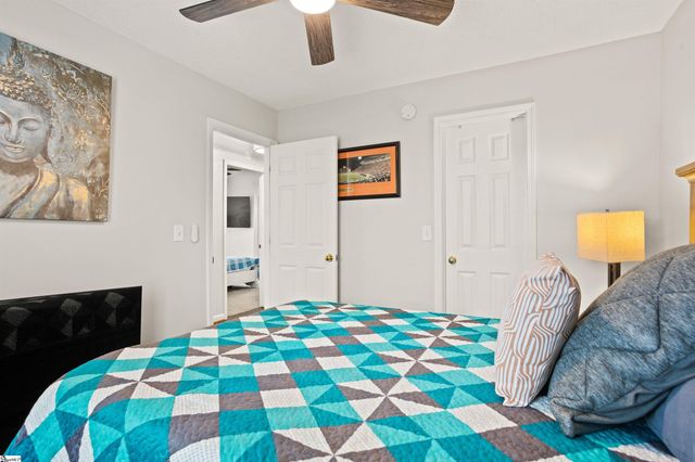 25 Woolridge Way, Greer, SC 29650