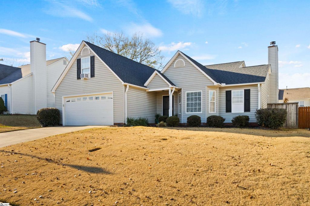 25 Woolridge Way, Greer, SC 29650