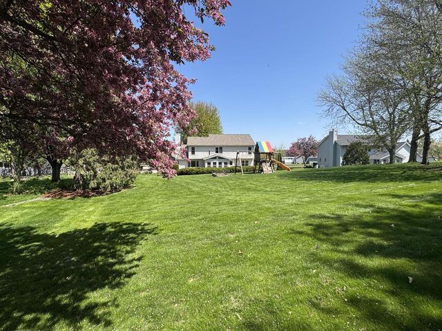 829 Foxfield ROAD, Oregon, WI 53575
