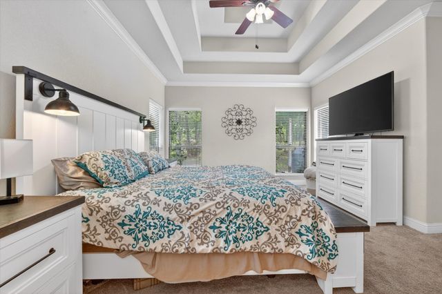 141 N Natural Spring Lane, Azle, TX 76020